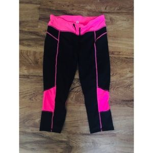 🍁 Workout Cropped Leggings